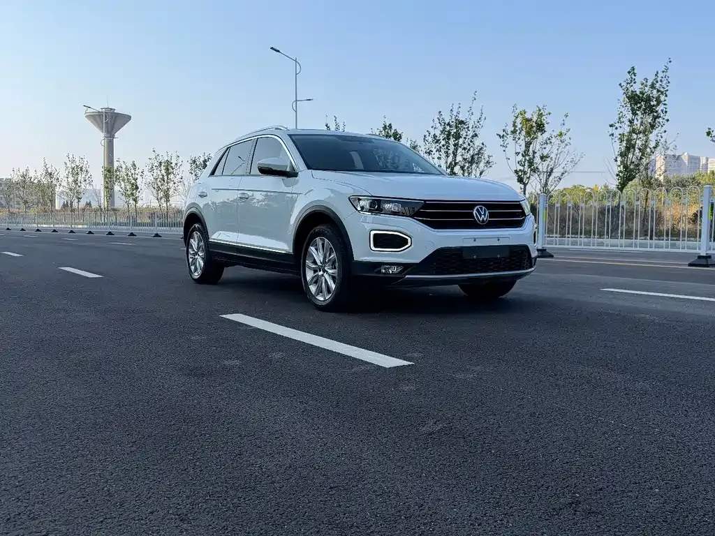 Volkswagen T-Roc 2022 из CN, фото 2