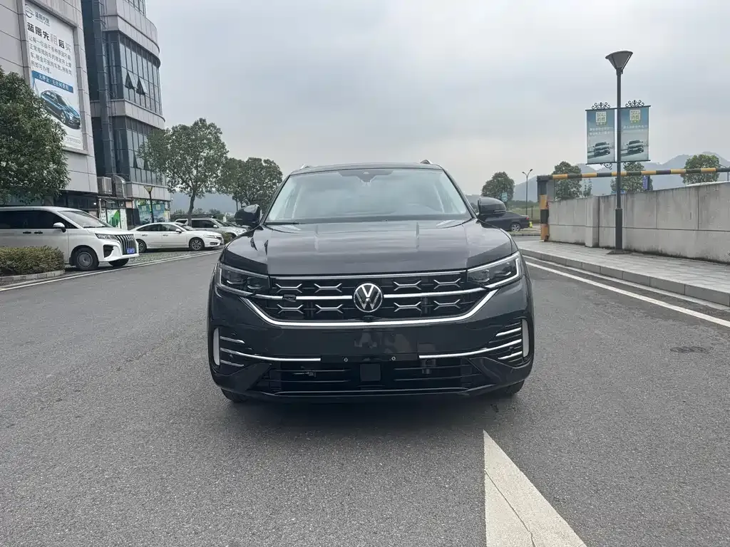 Volkswagen Tayron 2023 из CN, фото 3