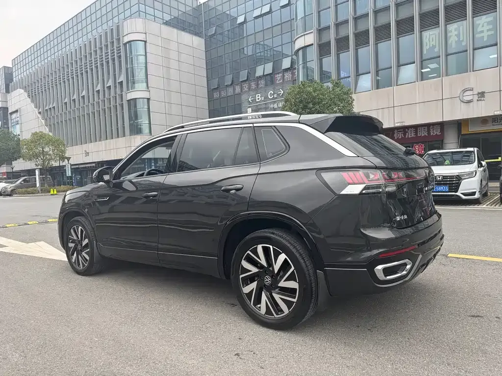 Volkswagen Tayron 2023 из CN, фото 8
