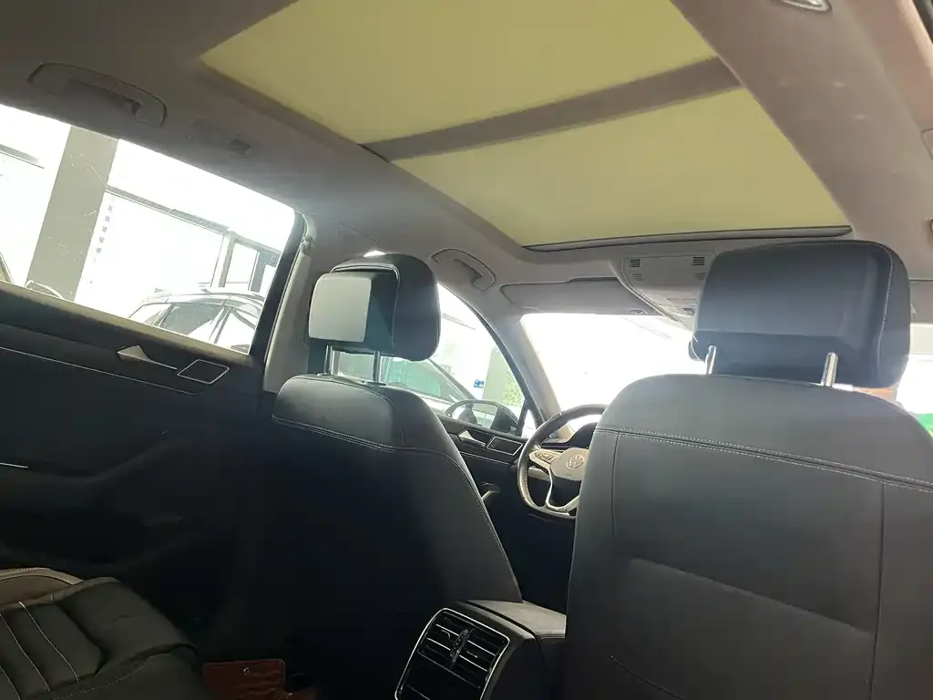 Volkswagen Magotan 2021 из CN, фото 7