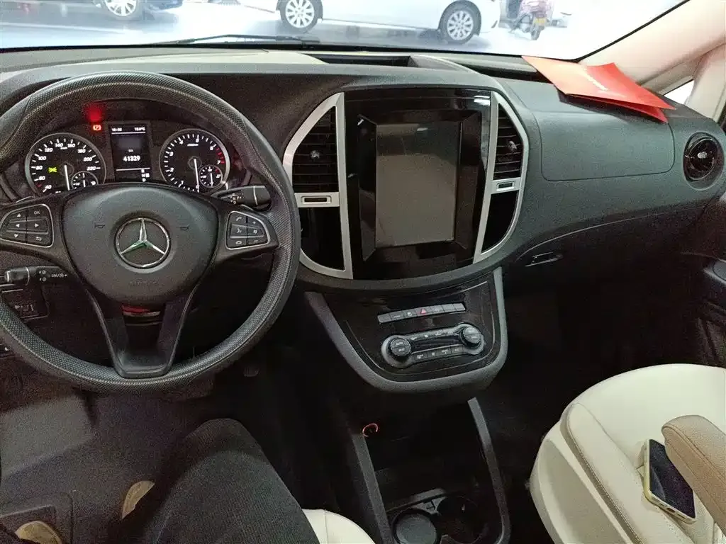 Mercedes-Benz Vito 2023 из CN, фото 10
