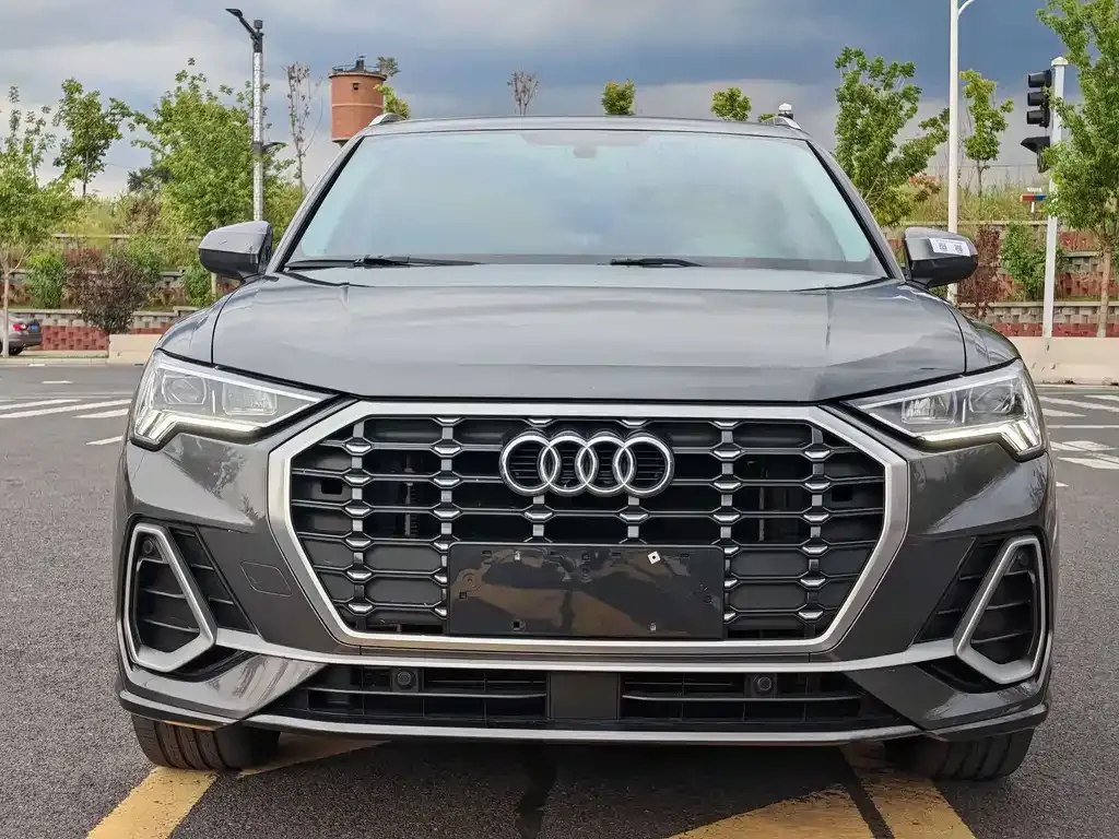 Audi Q3 2021 из CN, фото 2