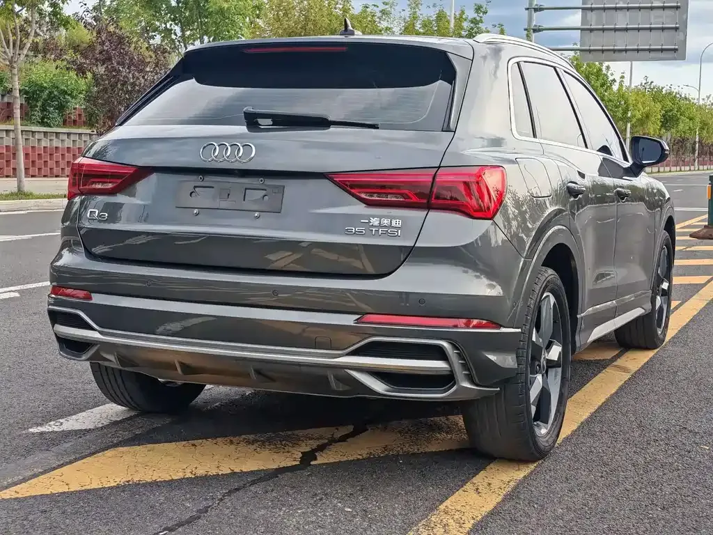 Audi Q3 2021 из CN, фото 7