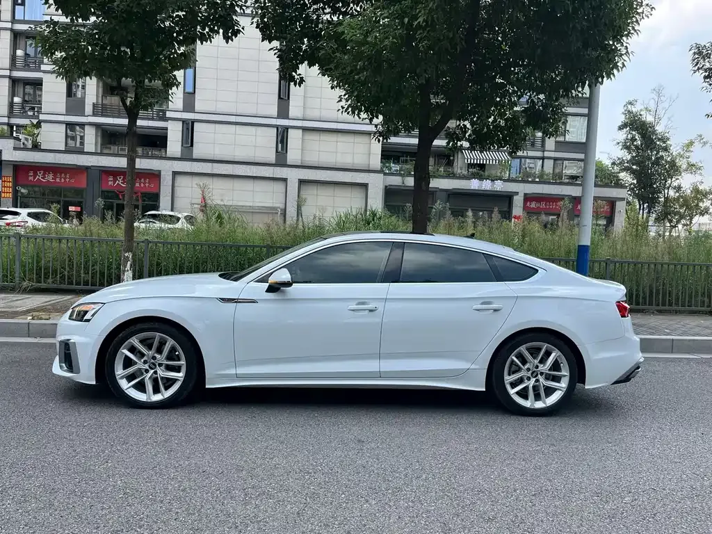 Audi A5 (Import) 2023 из CN, фото 4