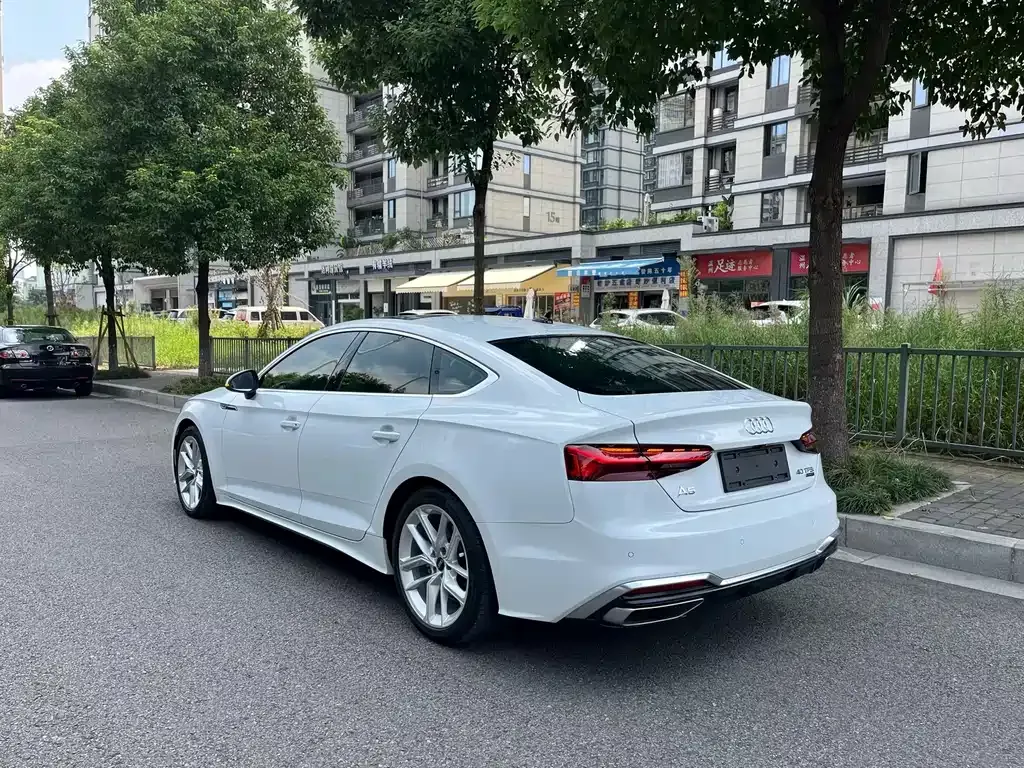 Audi A5 (Import) 2023 из CN, фото 5
