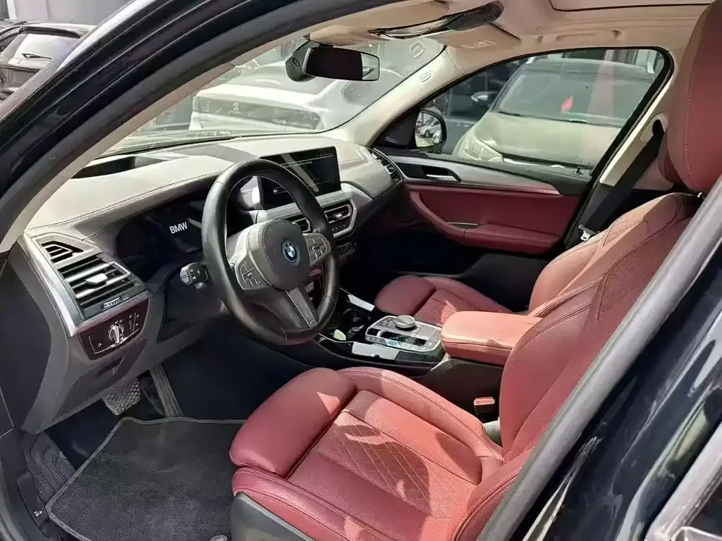 BMW iX3 2024 из CN, фото 5