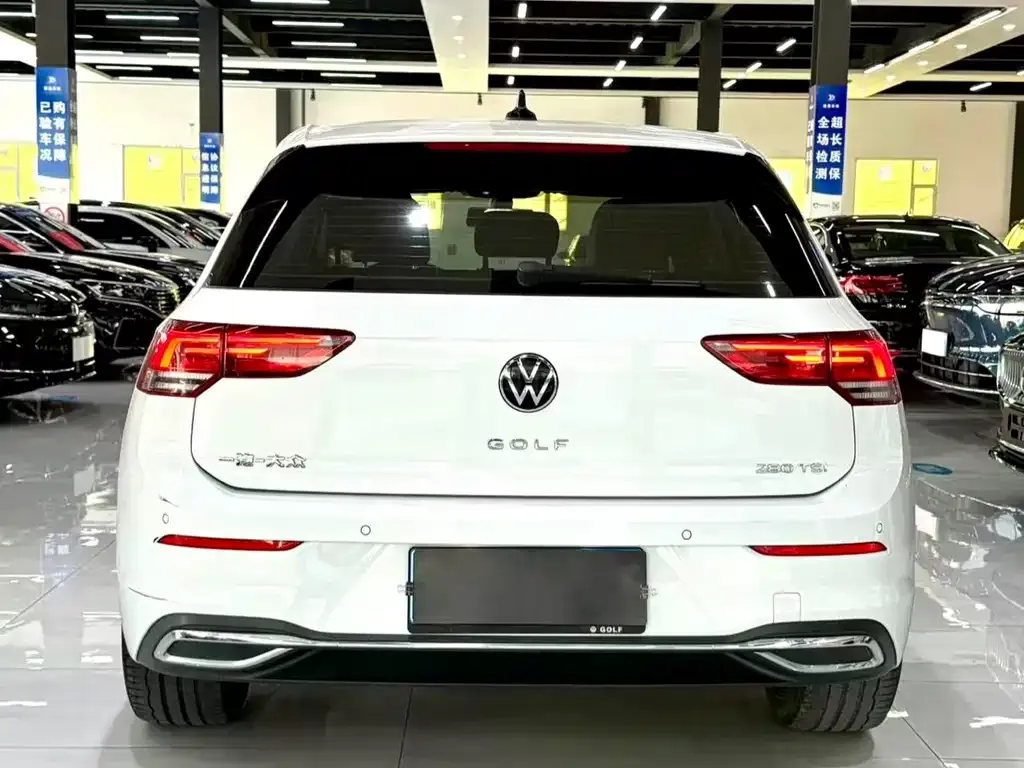 Volkswagen Golf 2022 из CN, фото 3
