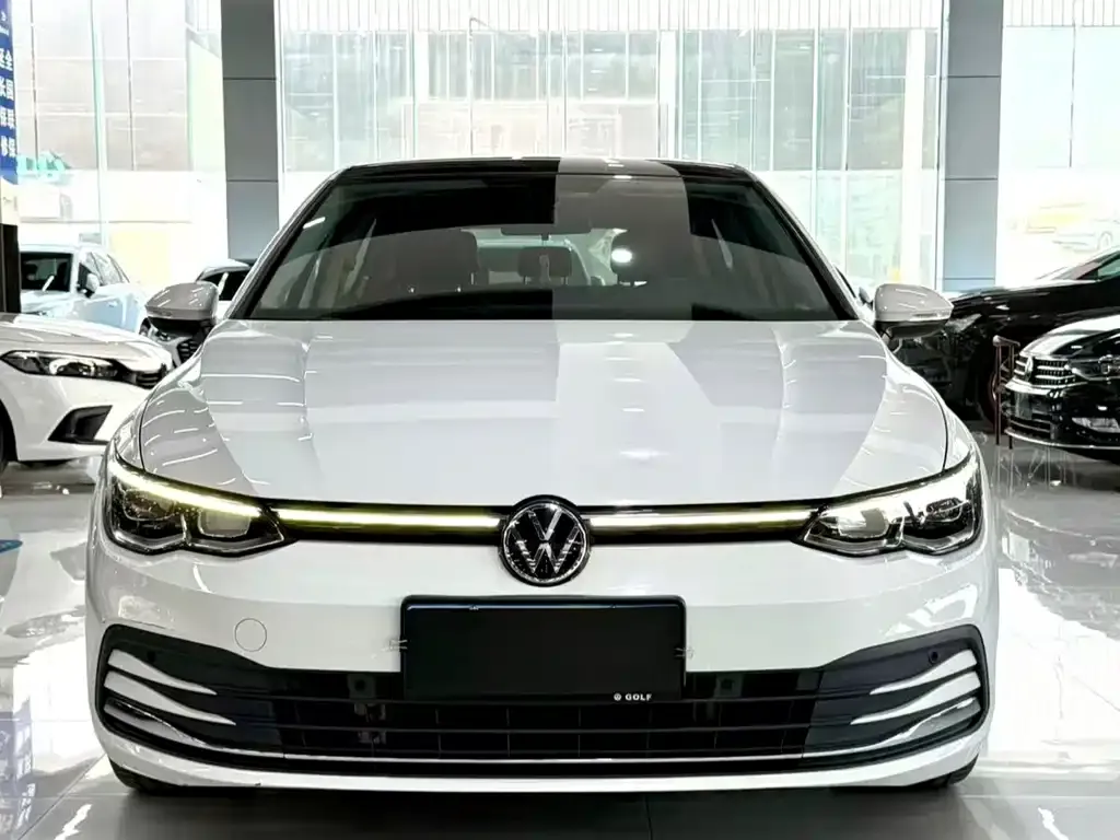 Volkswagen Golf 2022 из CN, фото 4