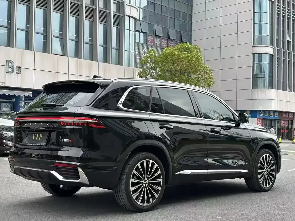 Geely Xingyue L — фото 9