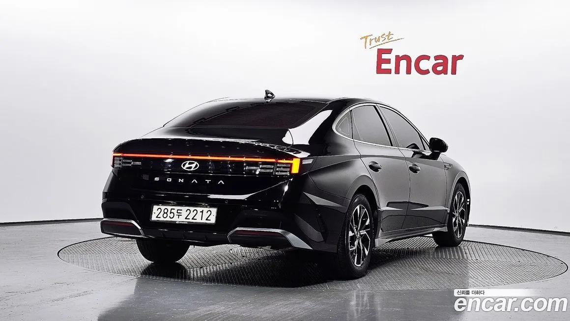 Hyundai Sonata 2024 из KR, фото 2