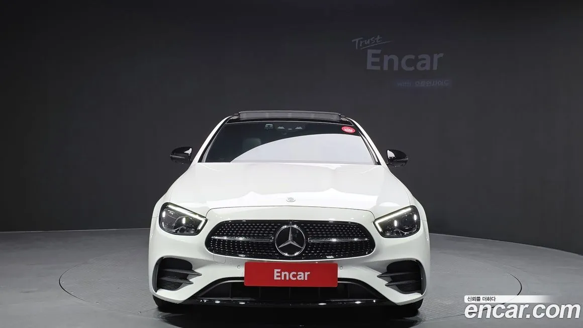 Mercedes-Benz E-Class — фото 3