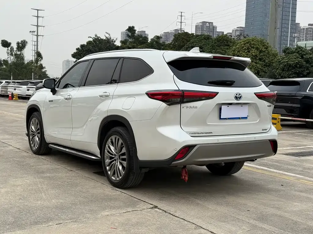 Toyota Highlander 2022 из CN, фото 6