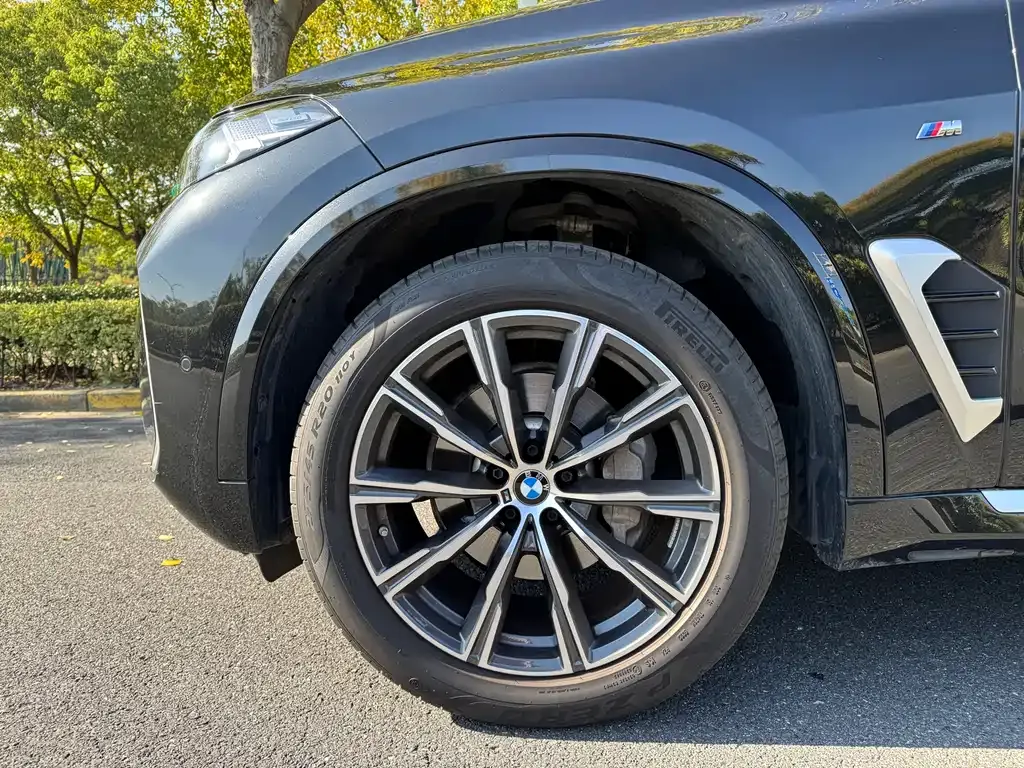 BMW X5 — фото 3