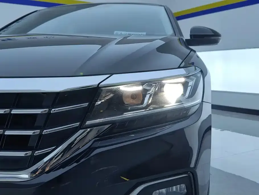 Volkswagen Passat 2021 из CN, фото 5