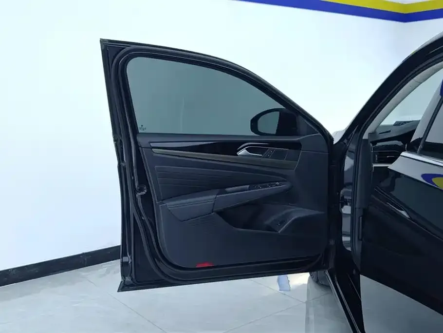 Volkswagen Passat 2021 из CN, фото 7