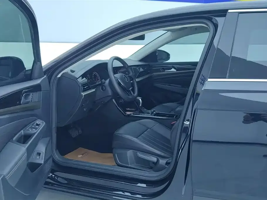 Volkswagen Passat 2021 из CN, фото 9
