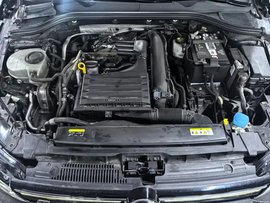 Volkswagen Golf 2022 из CN, фото 10