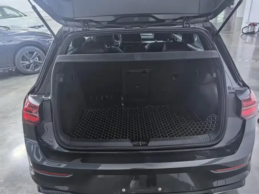 Volkswagen Golf 2022 из CN, фото 4