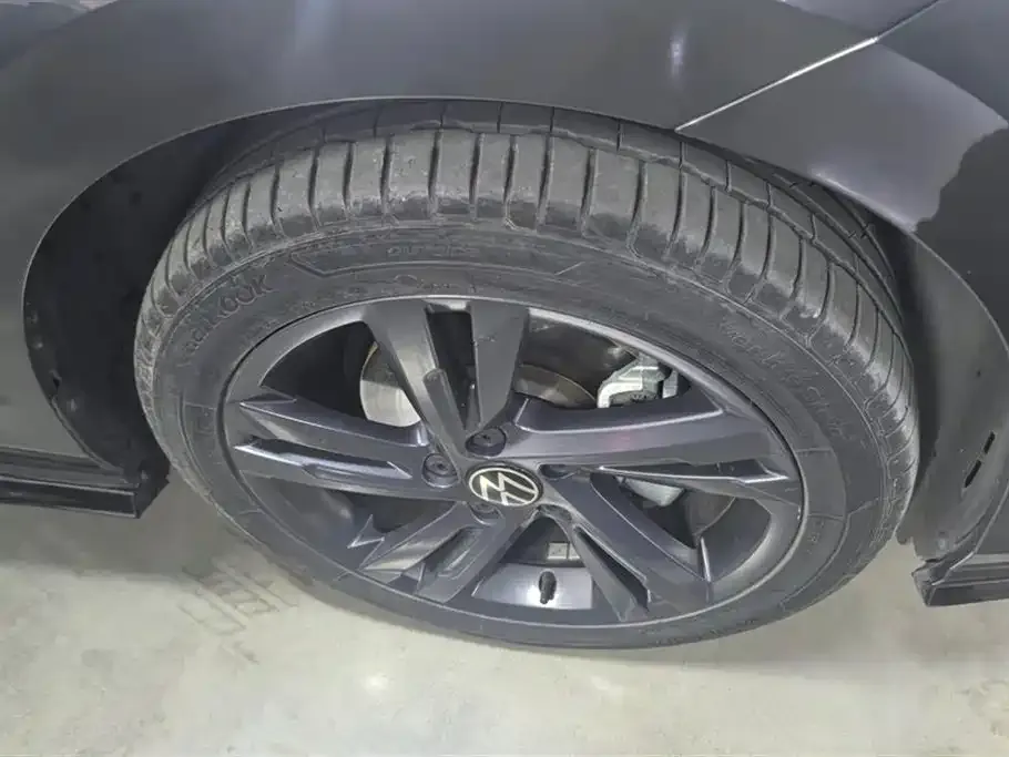 Volkswagen Golf 2022 из CN, фото 6