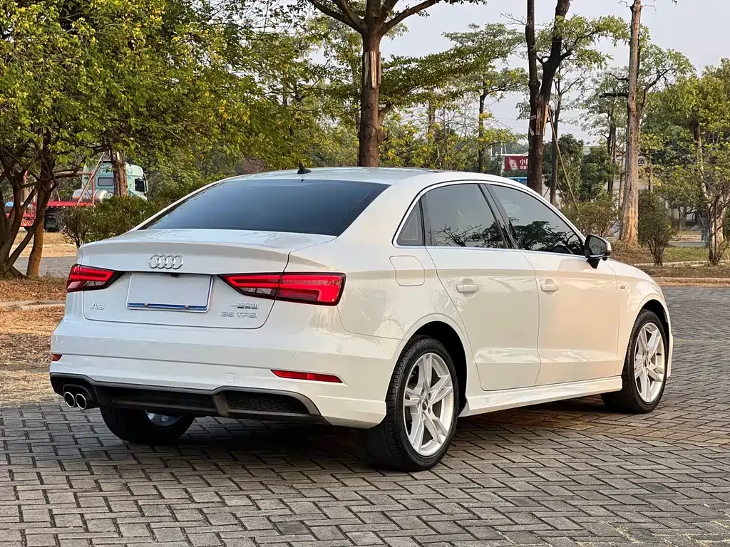 Audi A3 2021 из CN, фото 10
