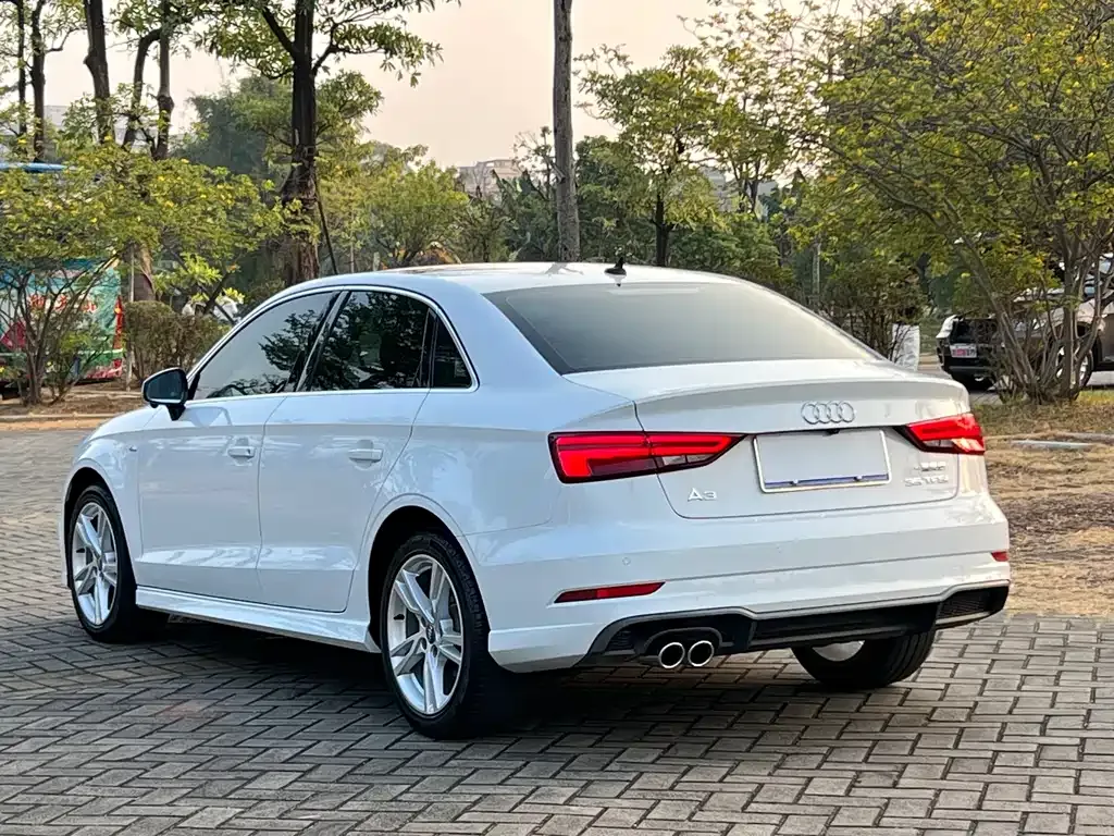 Audi A3 2021 из CN, фото 7