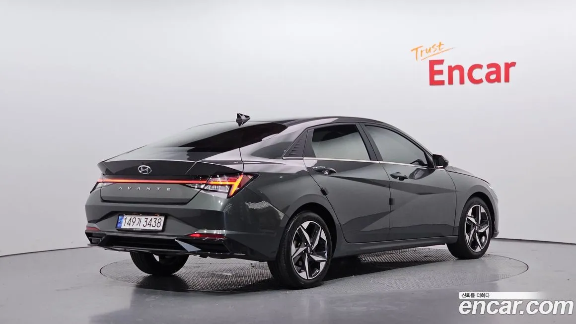 Hyundai AVANTE — фото 2