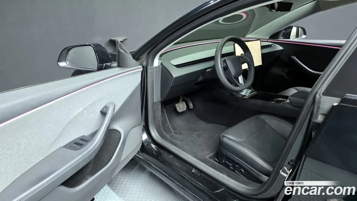 Tesla Model 3 2024 из KR, фото 10
