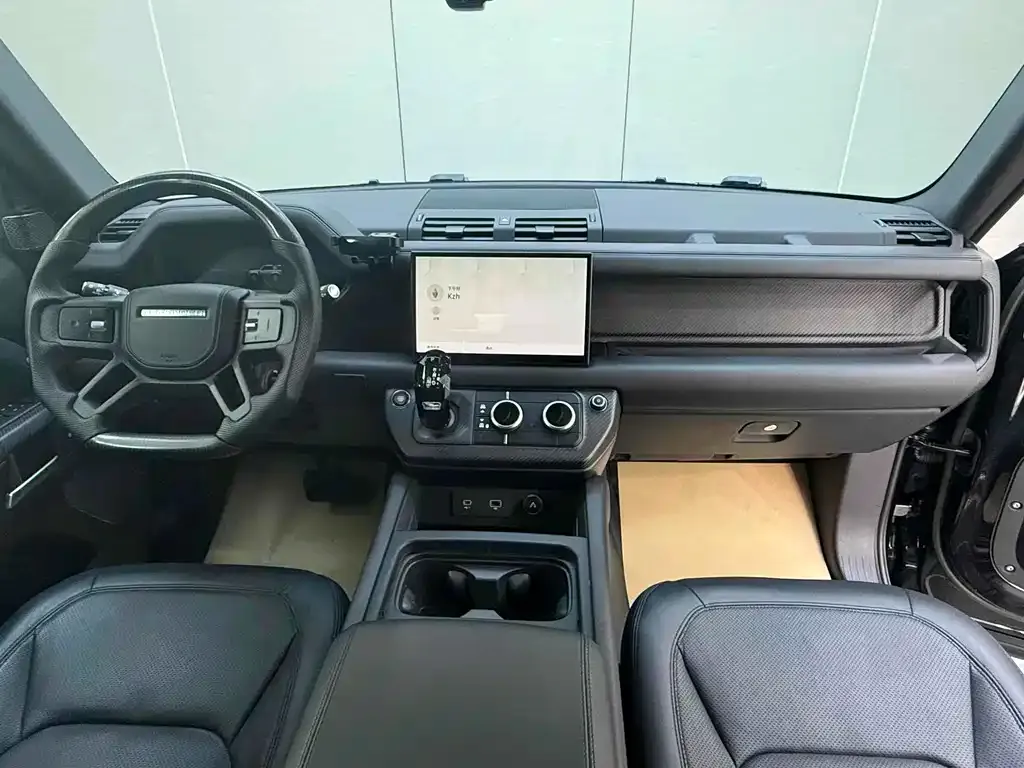 Land Rover Defender — фото 7