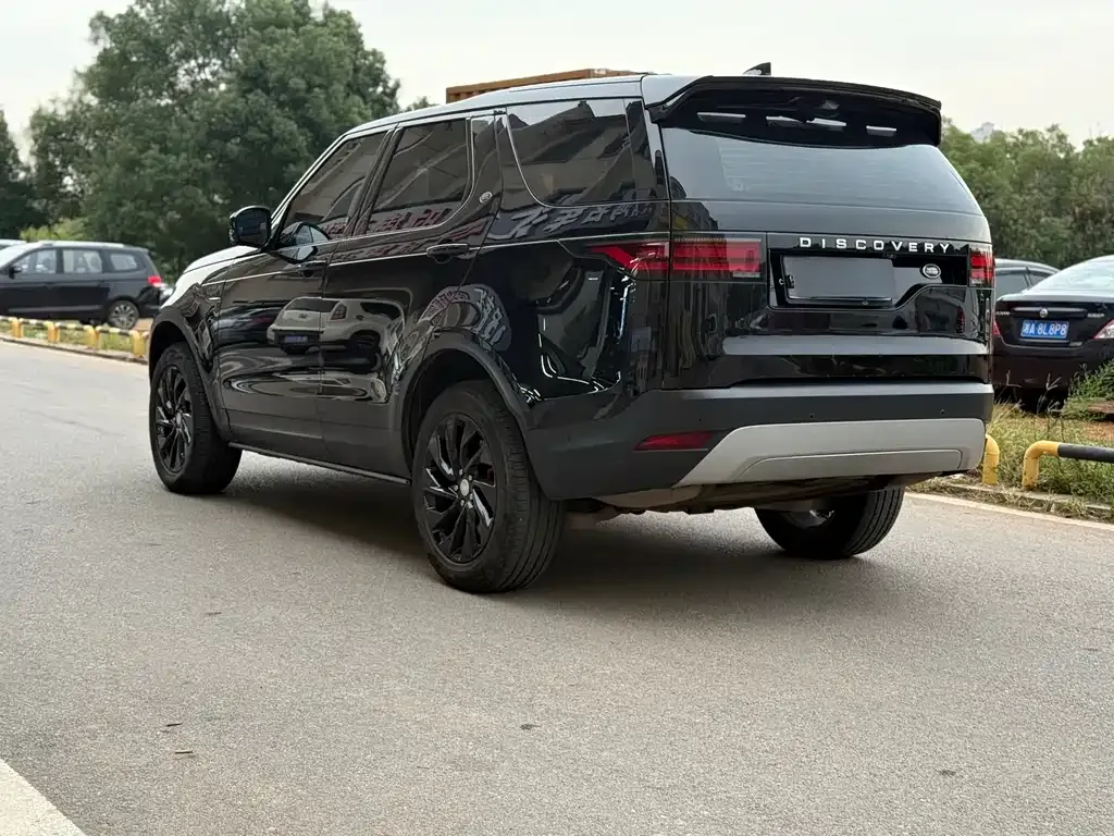 Land Rover Discovery 2021 из CN, фото 3