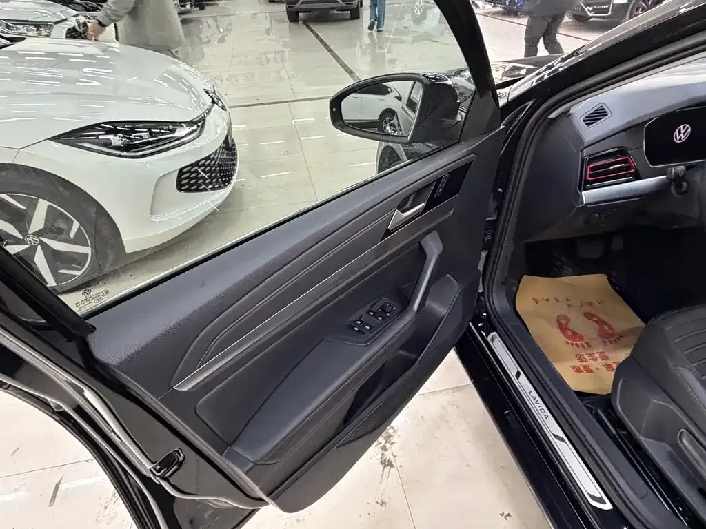 Volkswagen Lavida 2022 из CN, фото 10