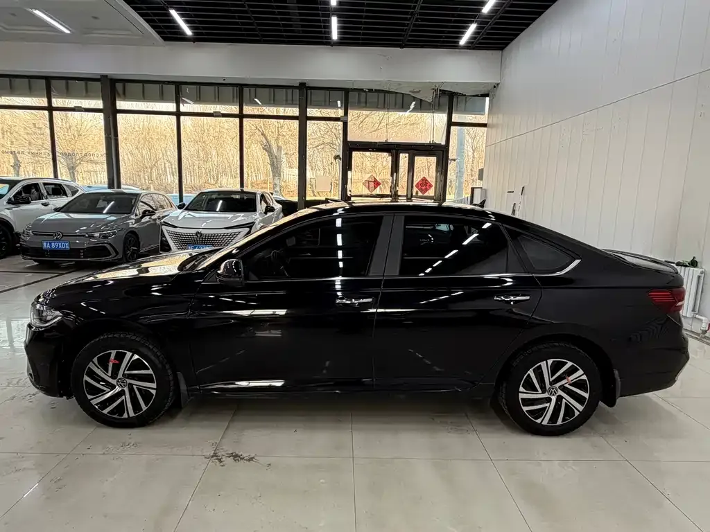 Volkswagen Lavida 2022 из CN, фото 2