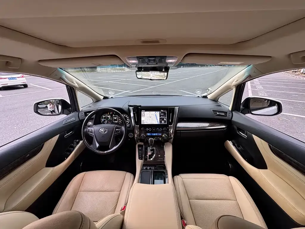 Toyota Vellfire 2021 из CN, фото 8