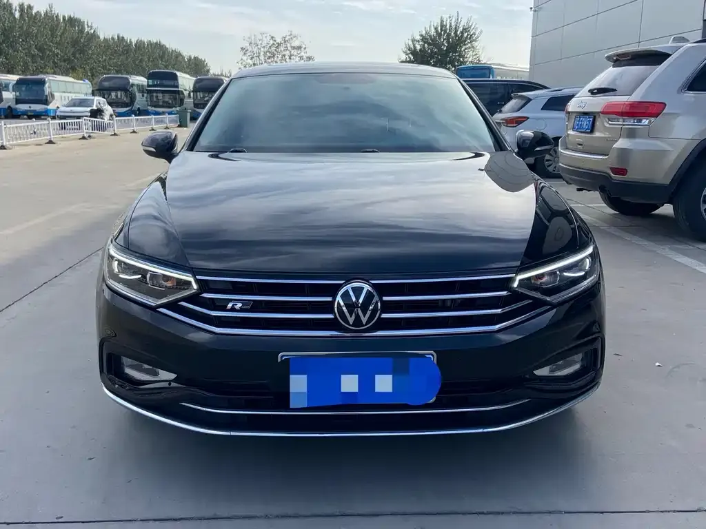 Volkswagen Magotan 2022 из CN, фото 2