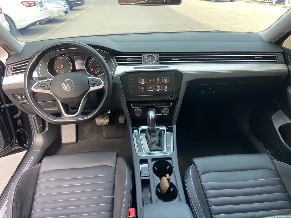 Volkswagen Magotan 2022 из CN, фото 6