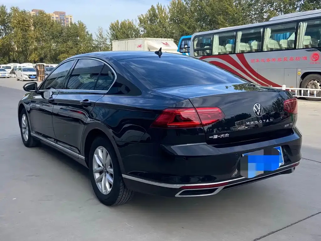 Volkswagen Magotan 2022 из CN, фото 8