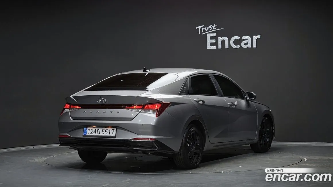Hyundai AVANTE — фото 2