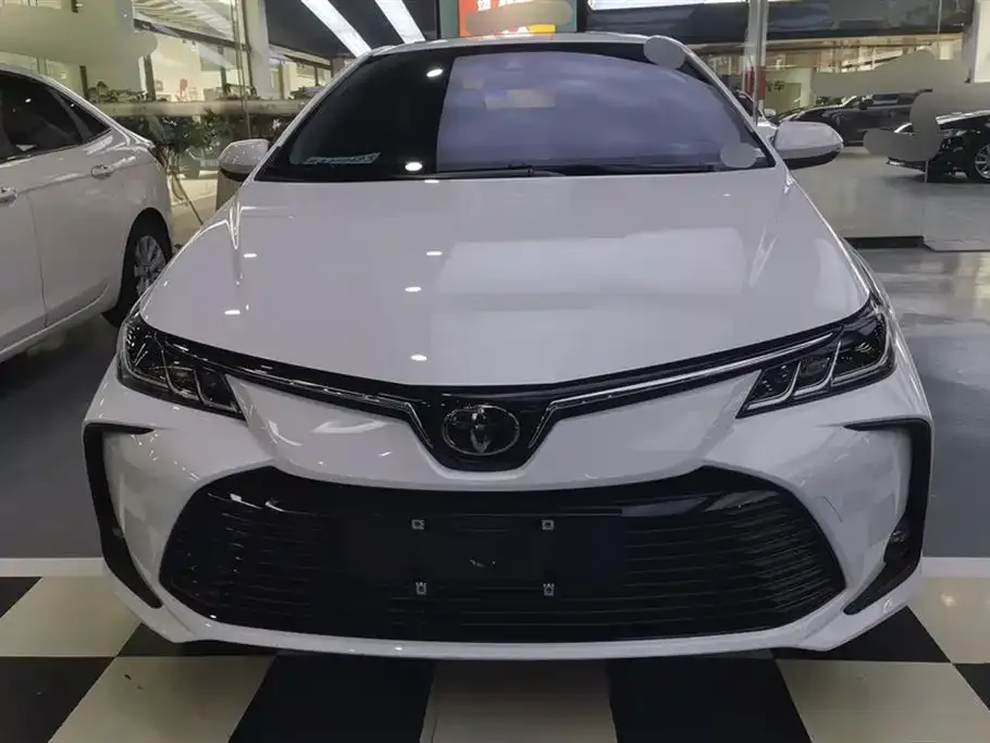 Toyota Corolla 2025 из CN, фото 2