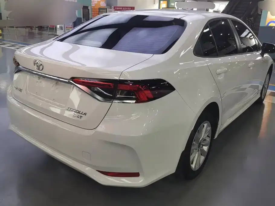 Toyota Corolla 2025 из CN, фото 3