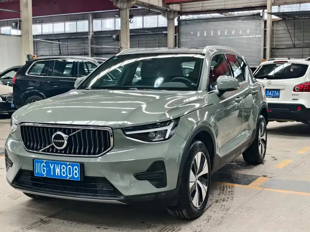 Volvo XC40 2025 из CN, фото 1
