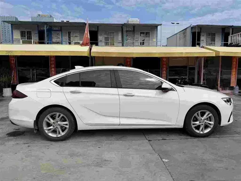 Buick Regal 2022 из CN, фото 2