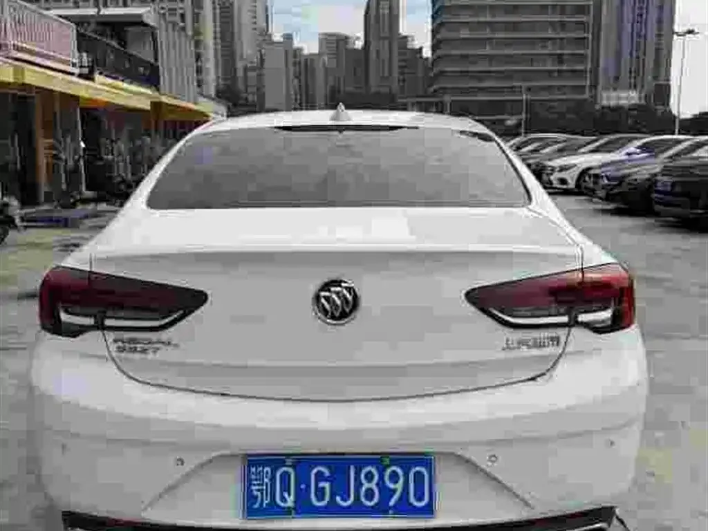 Buick Regal 2022 из CN, фото 3