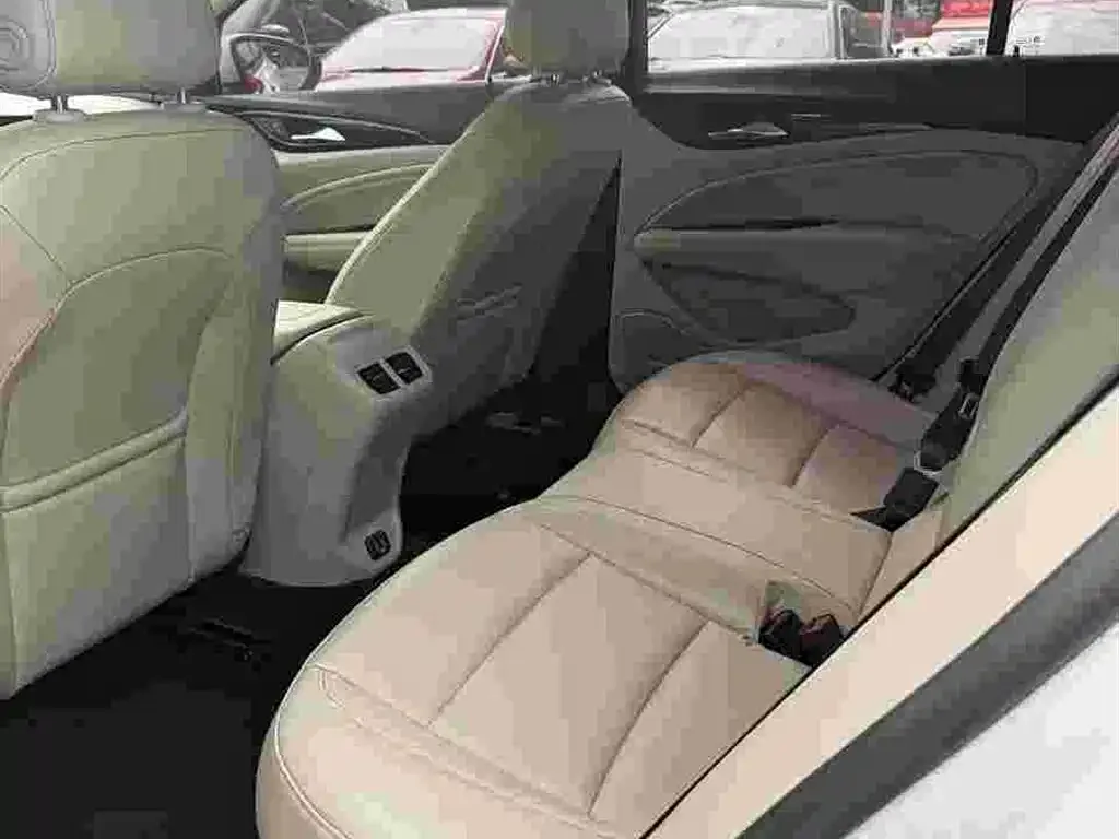 Buick Regal 2022 из CN, фото 6