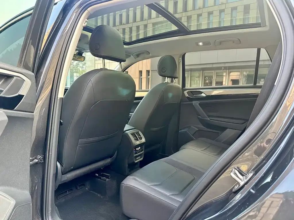 Volkswagen Tayron 2022 из CN, фото 5