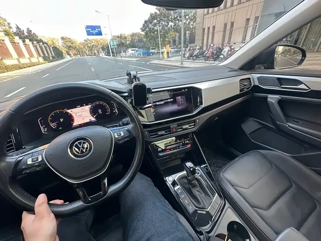 Volkswagen Tayron 2022 из CN, фото 8