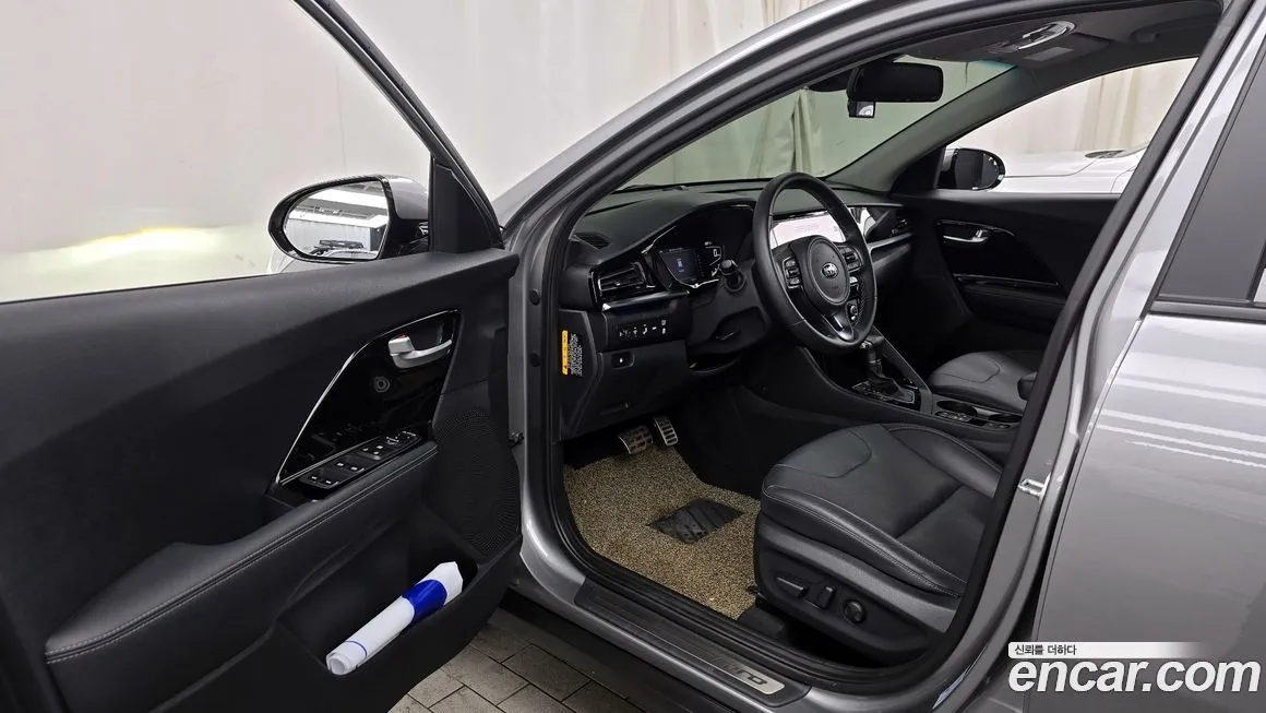 Kia Niro — фото 10