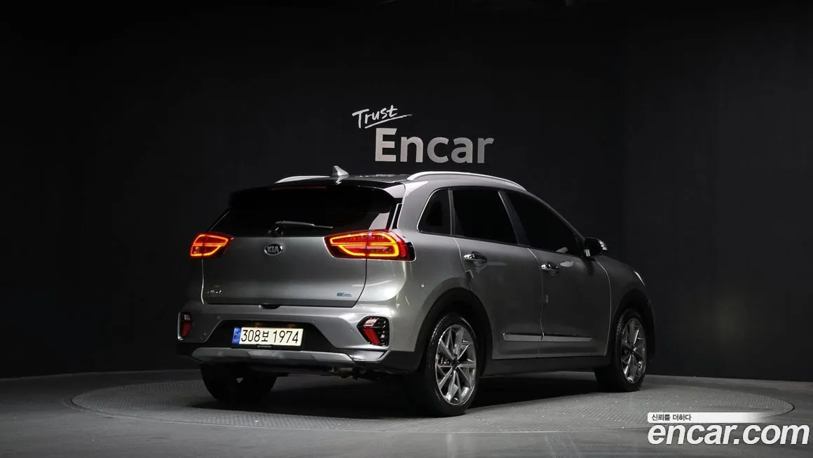 Kia Niro — фото 2