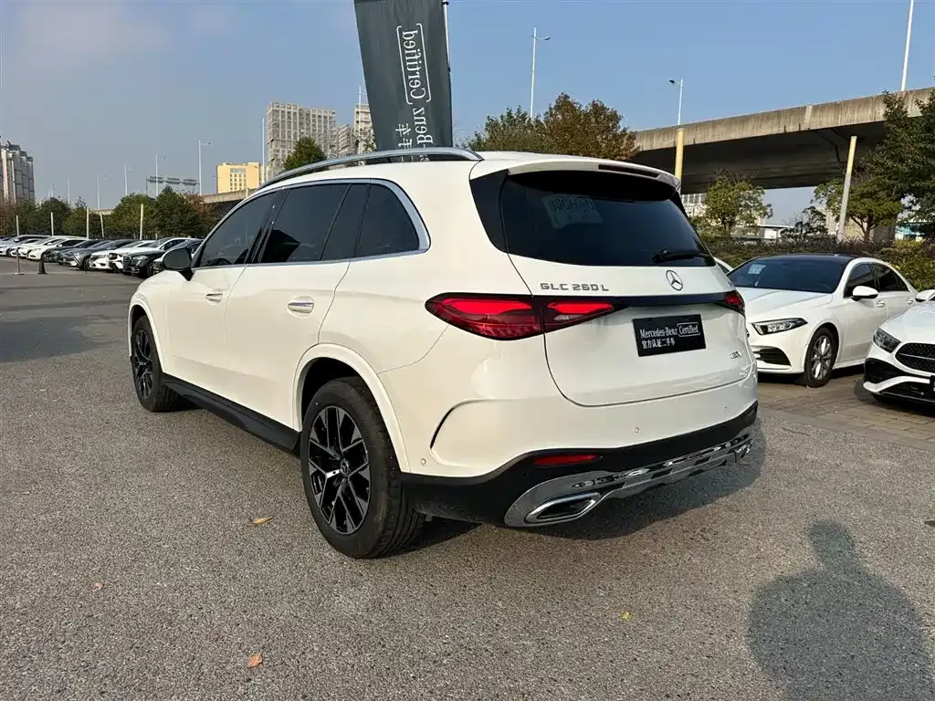 Mercedes-Benz GLC 2024 из CN, фото 2