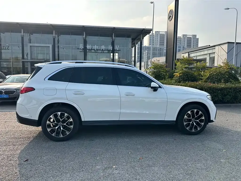 Mercedes-Benz GLC 2024 из CN, фото 8