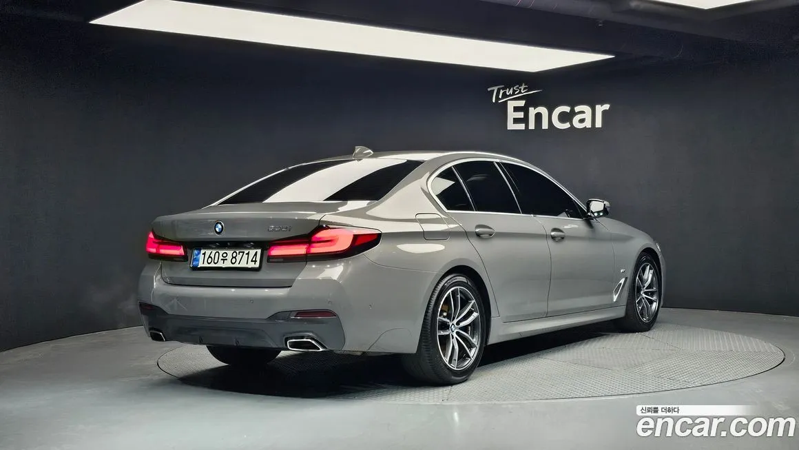 BMW 5-Series 2021 из KR, фото 2