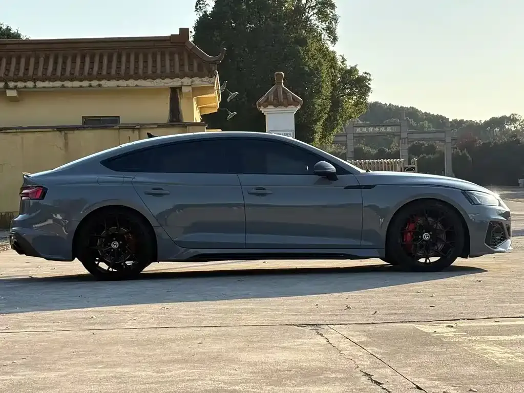 Audi RS 5 2024 из CN, фото 4